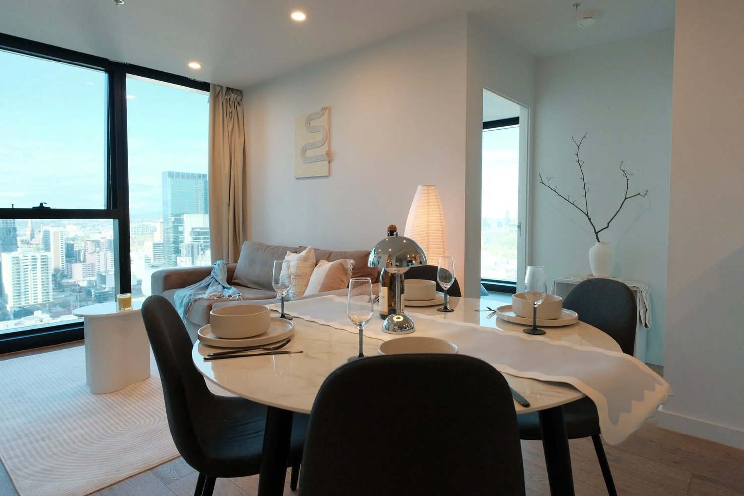 City View Neutral Stay — property photography 7