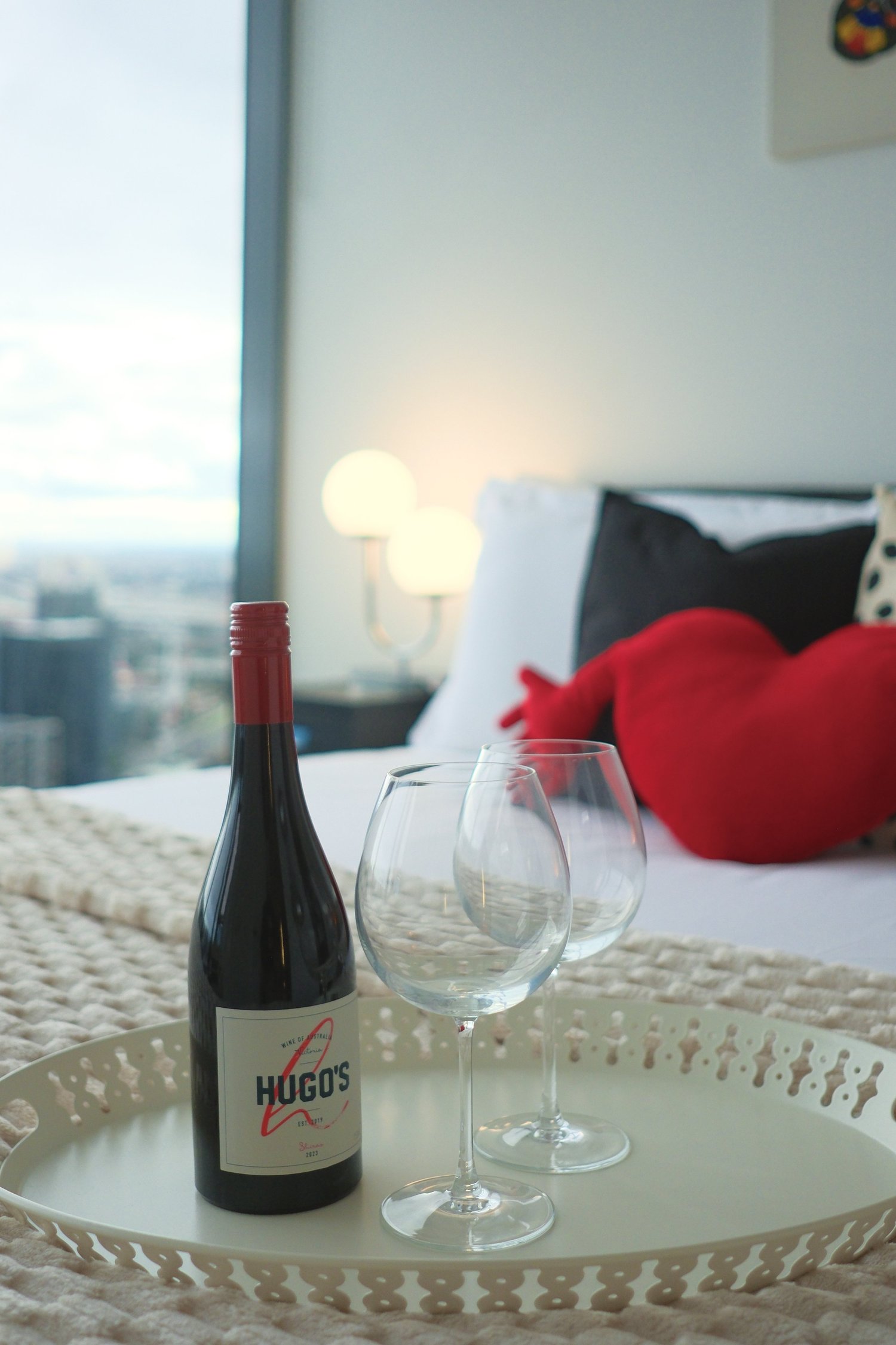 Bauhaus Pop Apartment — property photography 4
